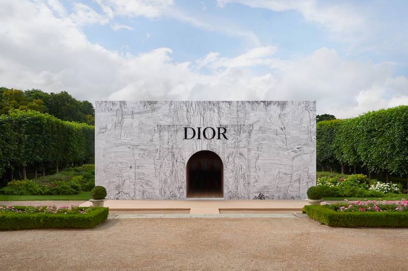 Derniers jour pour voir l'installation Dior dans les jardin du Musée Rodin