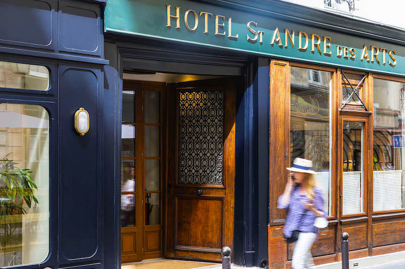 Hôtel Saint-André des Arts, Paris **** réservez sur notre site web pour le meilleur tarif garanti et un welcome drink offert à l'arrivée !