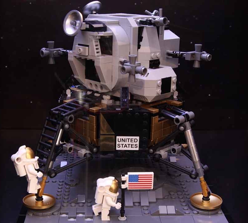 Exposition LEGO® Vers la Lune et au-delà au Musée de l’Air et de l’Espace jusqu'au 29 mai 2022