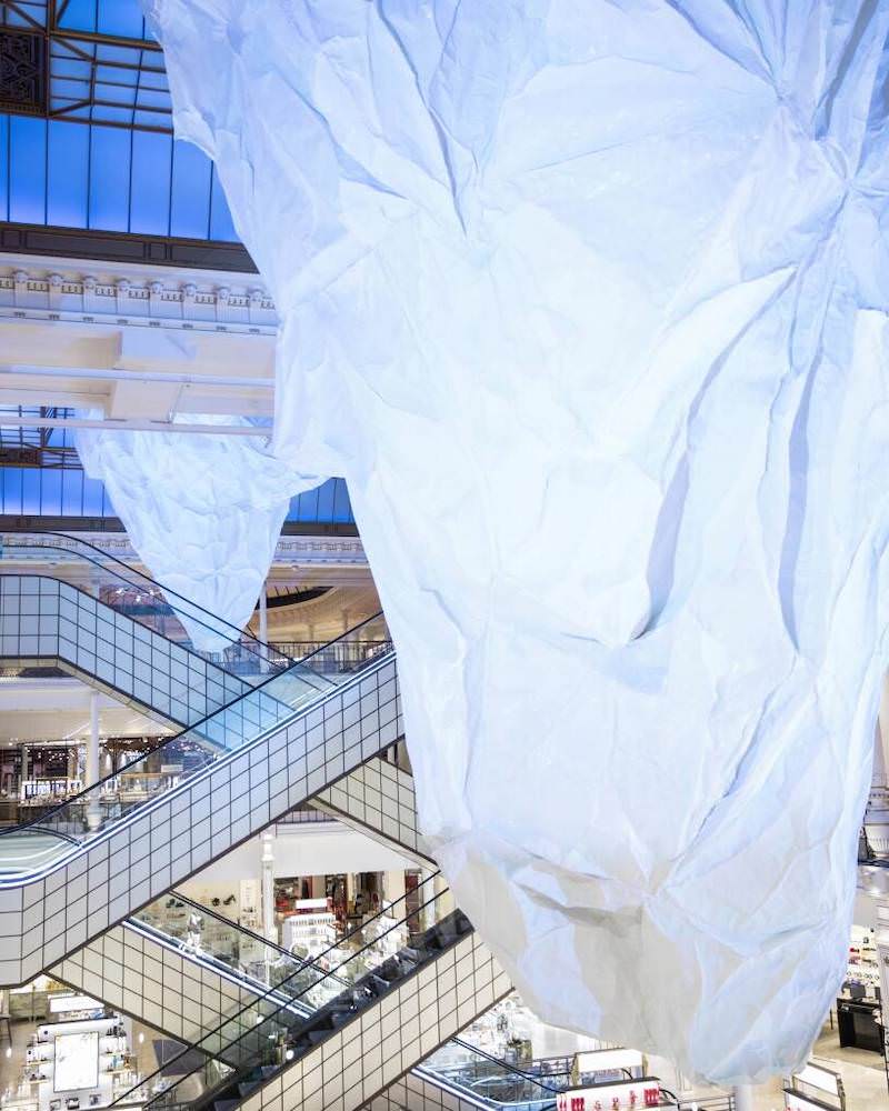 Installation immersive de Mehmet Ali Uysal au Bon Marché jusqu'au 20 février 2022