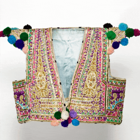 Objects - Ways of Seeing and Golden Thread exhibitions at the Quai Branly Museum until 22nd June and 6th July 2025